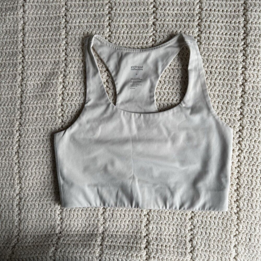 Girlfriend Collective Women's M Paloma Racerback Sports Bra Ivory Cream